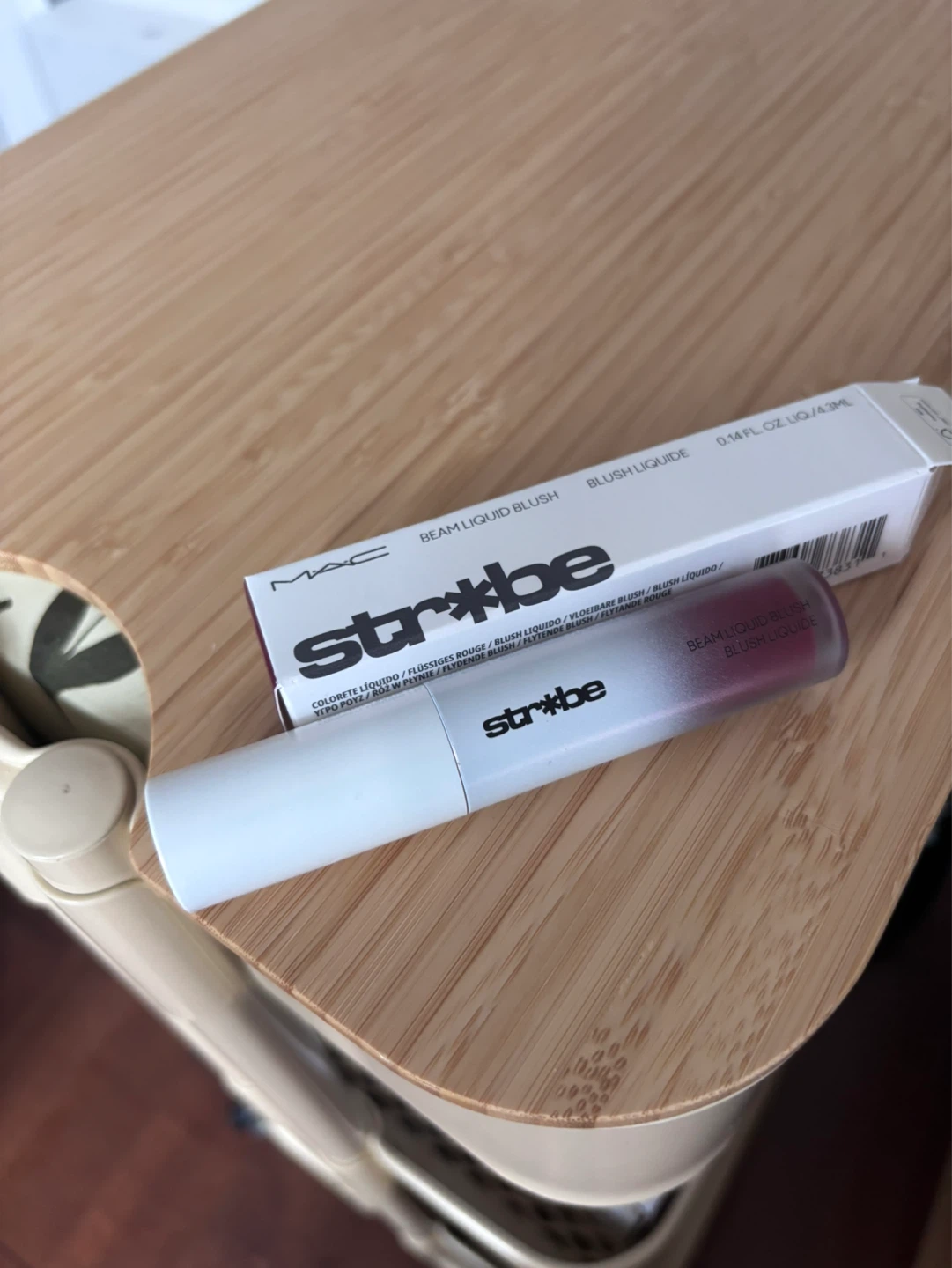 MAC Strobe Beam Liquid Blush - Plummy Bare - photo 2