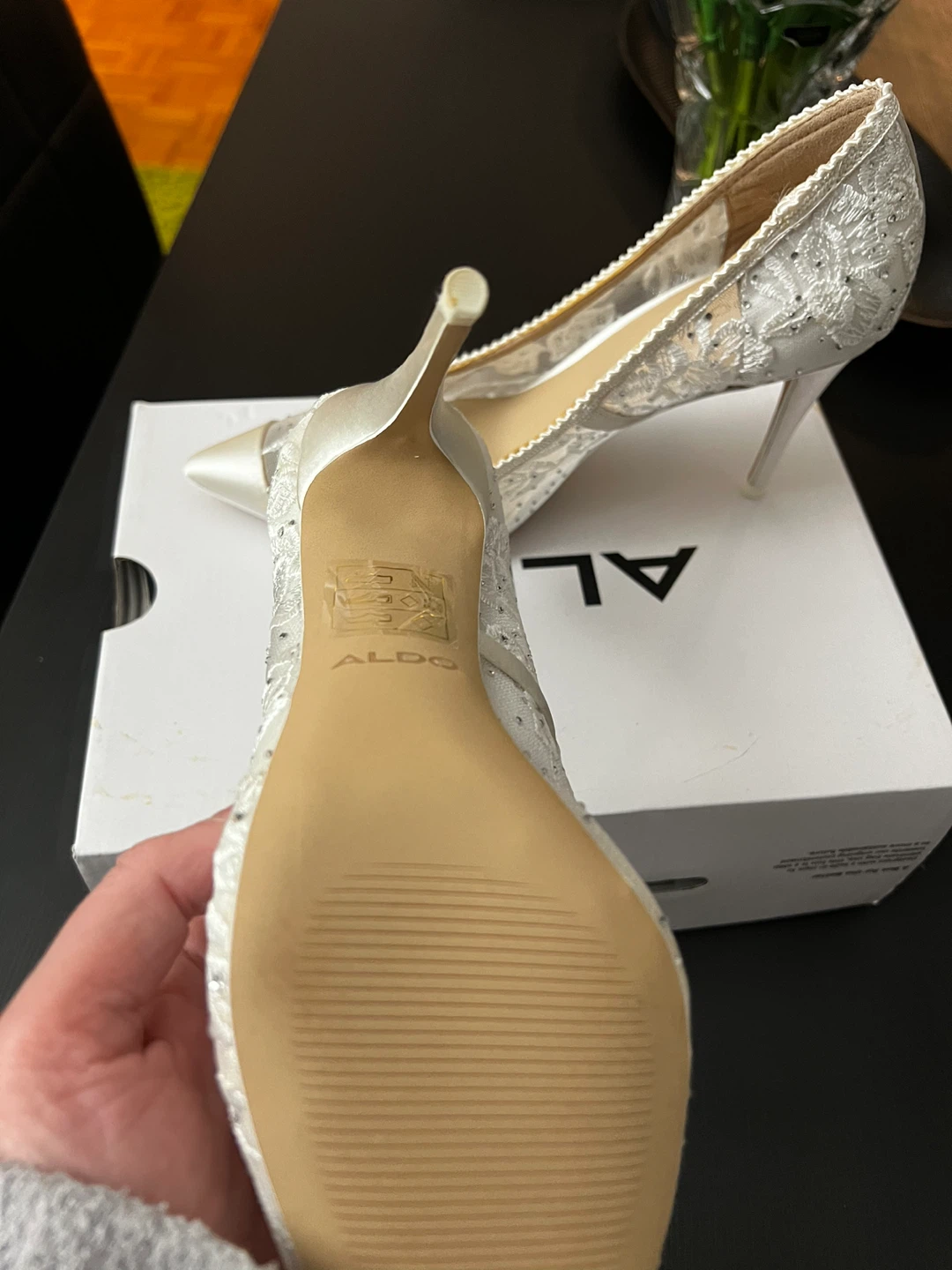ALDO White Lace Heels - Size 8.5 - photo 4