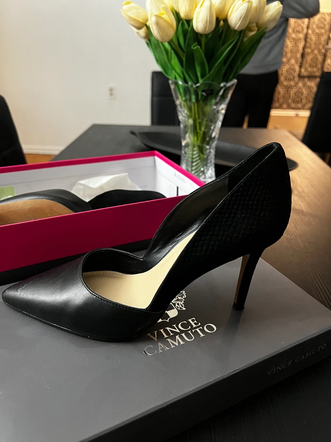 Vince Camuto Black Leather D'Orsay Pumps - photo 3