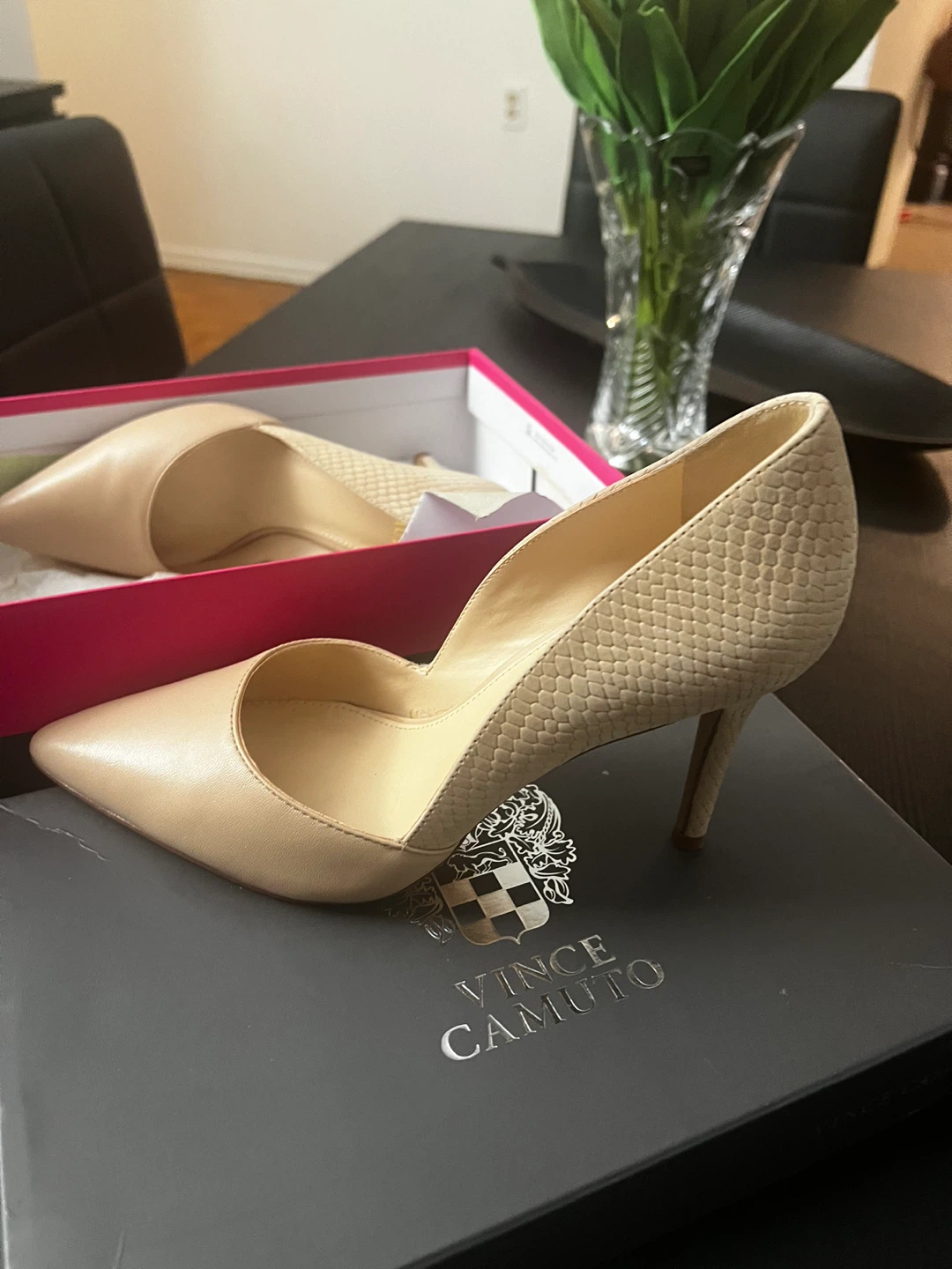 Vince Camuto Women's Beige D'Orsay Pumps - photo 3