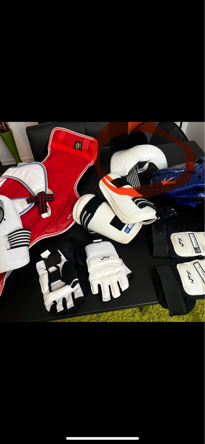 Taekwondo Sparring Gear Set