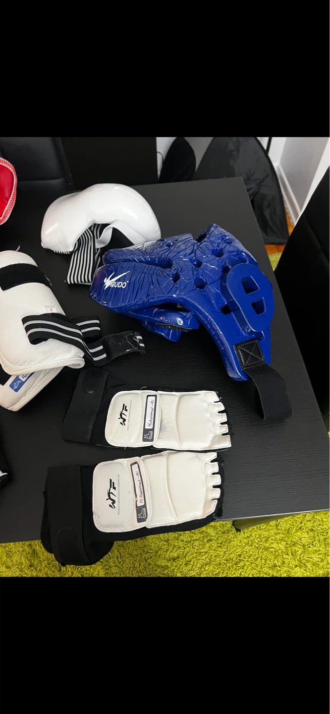 Taekwondo Sparring Gear Set - photo 4