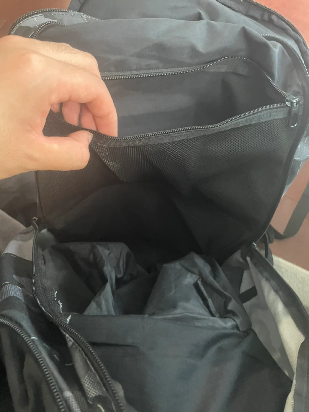 Nike Brasilia Backpack - Iron Grey Camo (9/10 Condition) - photo 3