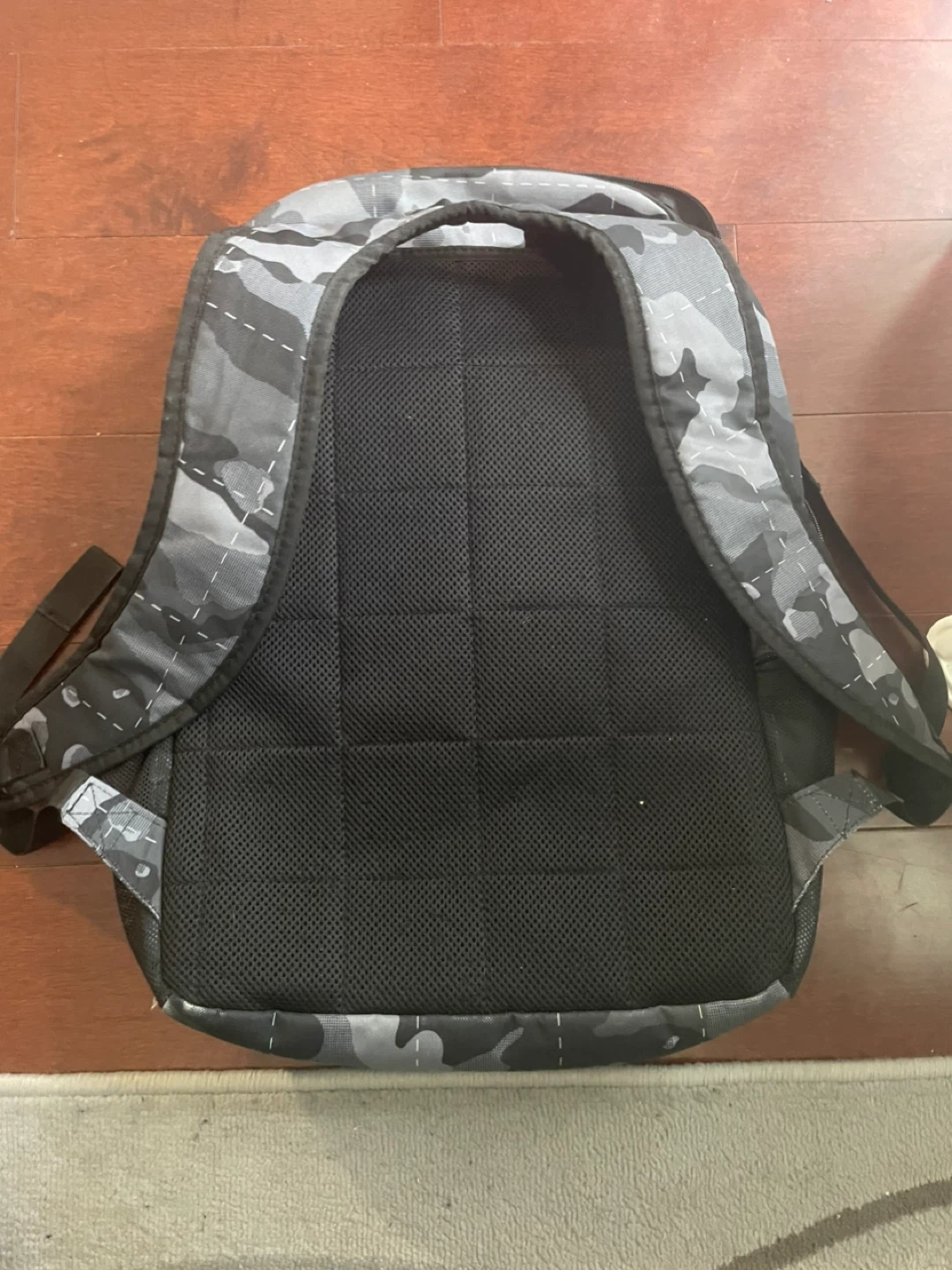 Nike Brasilia Backpack - Iron Grey Camo (9/10 Condition) - photo 5