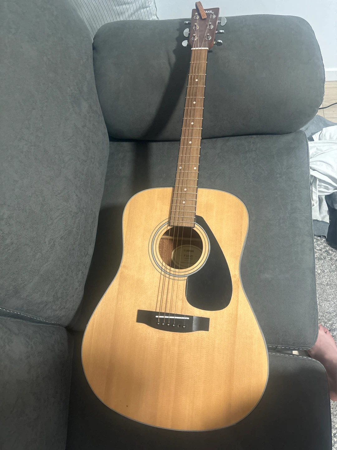 Yamaha Acoustic Guitar F310
