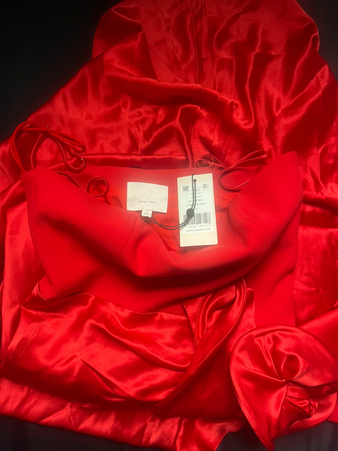 Cinq à Sept Red Silk Ruffle Gown - photo 5