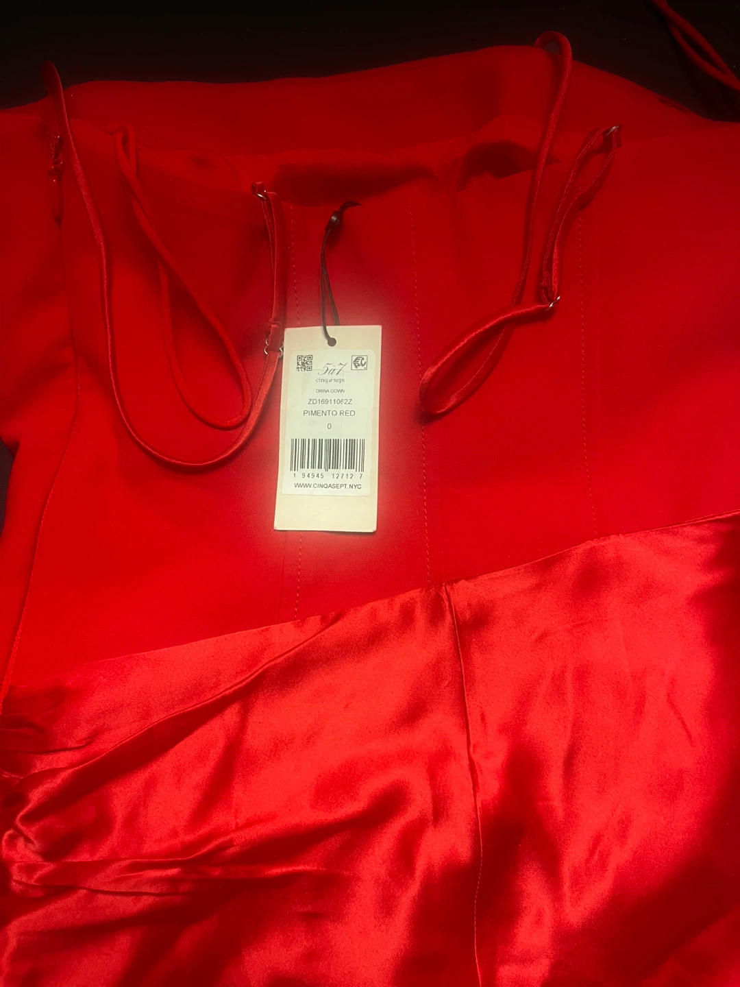 Cinq à Sept Red Silk Ruffle Gown - photo 2
