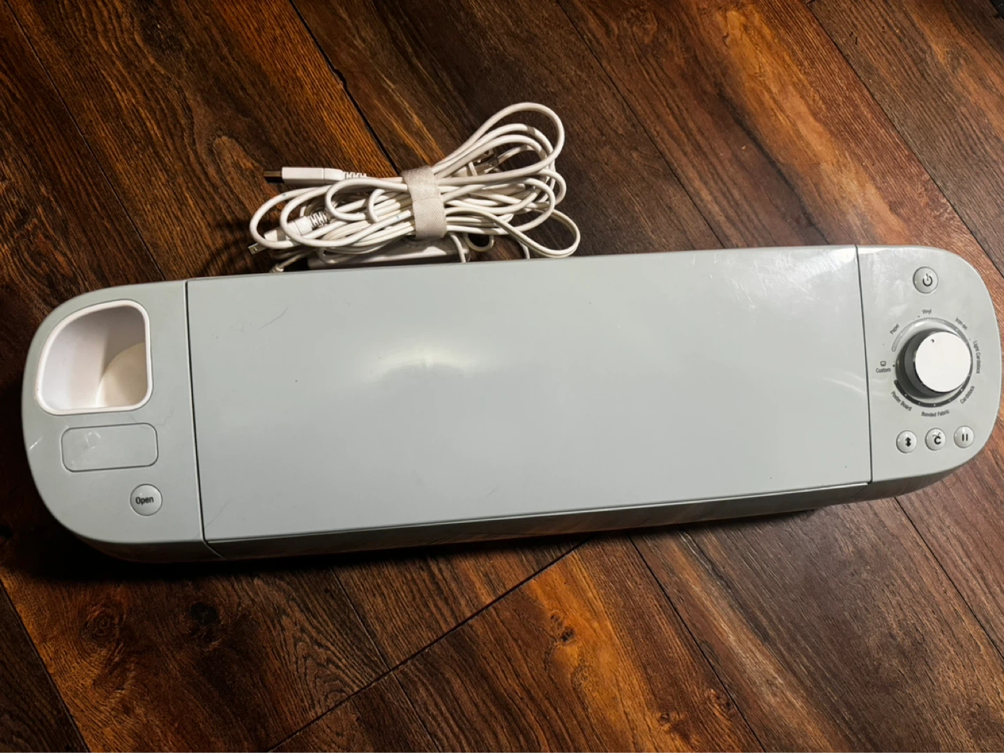 Cricut Explore Air 2 Cutting Machine with Vinyl Bundle