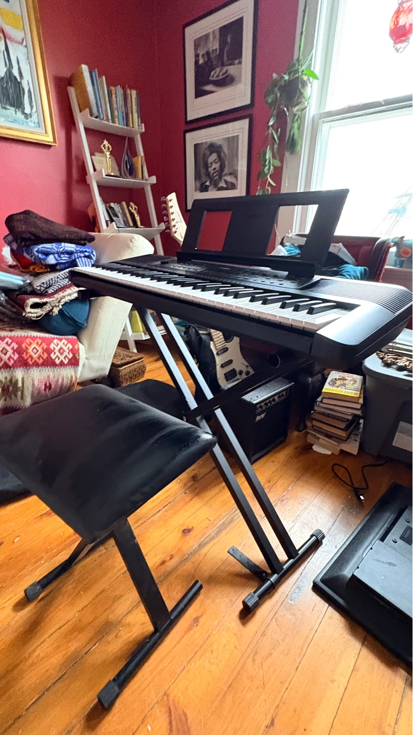 Yamaha Keyboard with Stand and Bench - photo 3