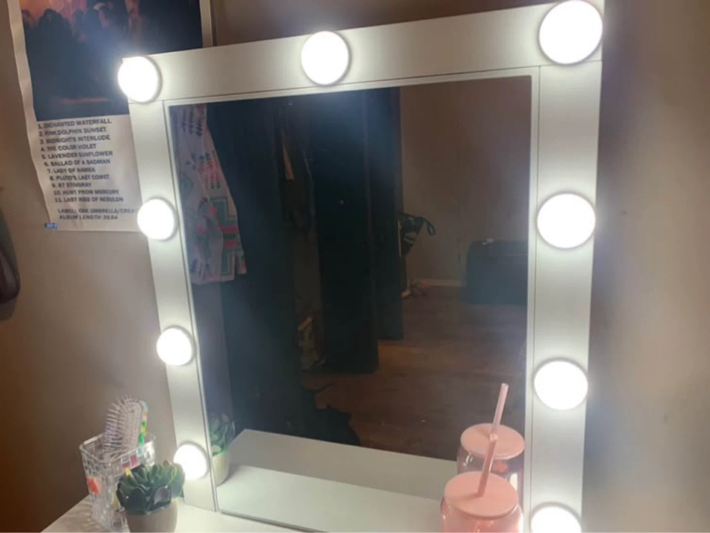 White Vanity Desk with Lighted Mirror