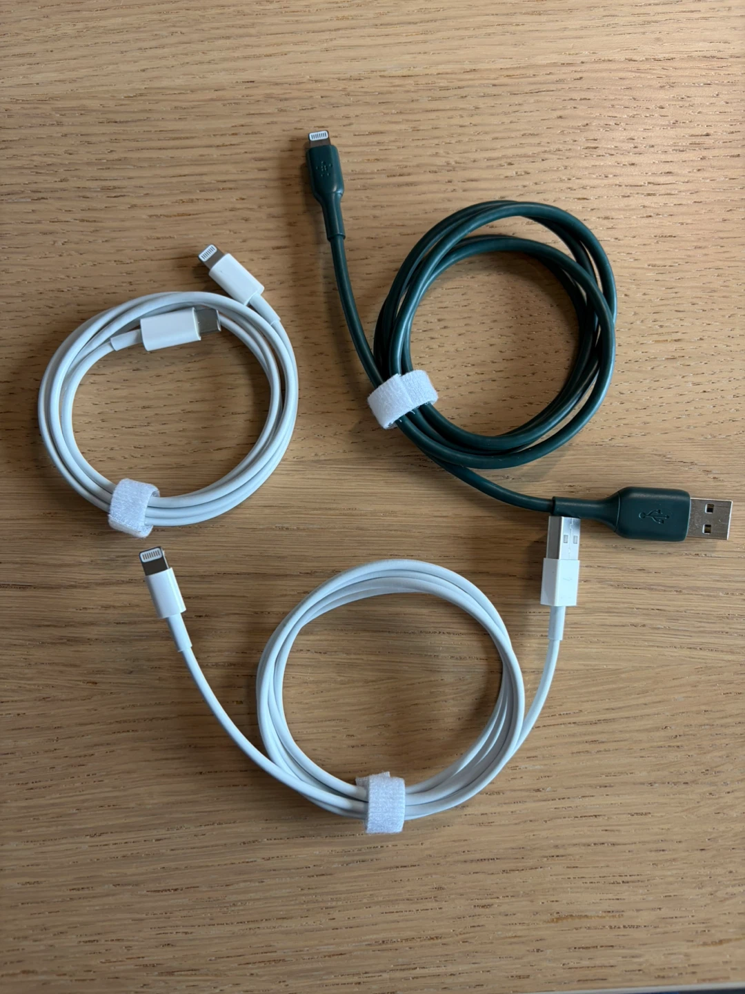 Apple & Belkin Lightning to USB Cables