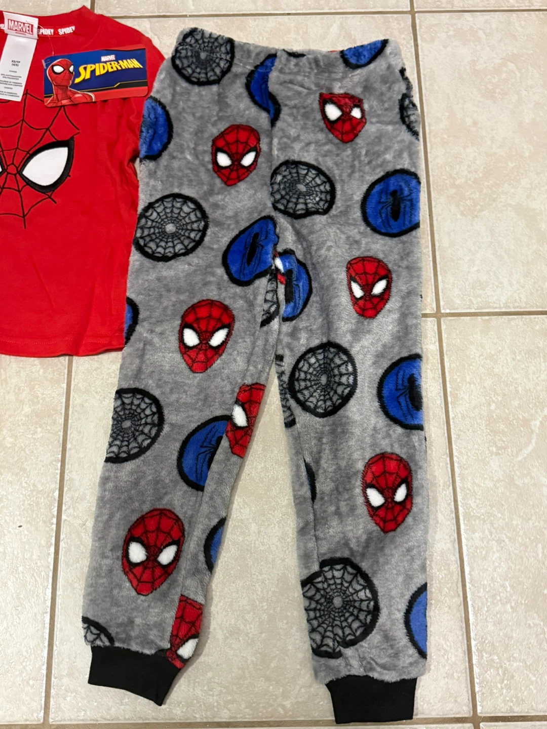 *Brand new, tags on!* Spiderman top/bottom Set Size XS (4/5) - photo 4