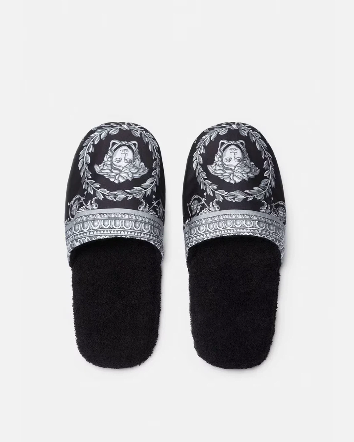 *VERSACE I ♡ BAROQUE SLIPPERS $150*