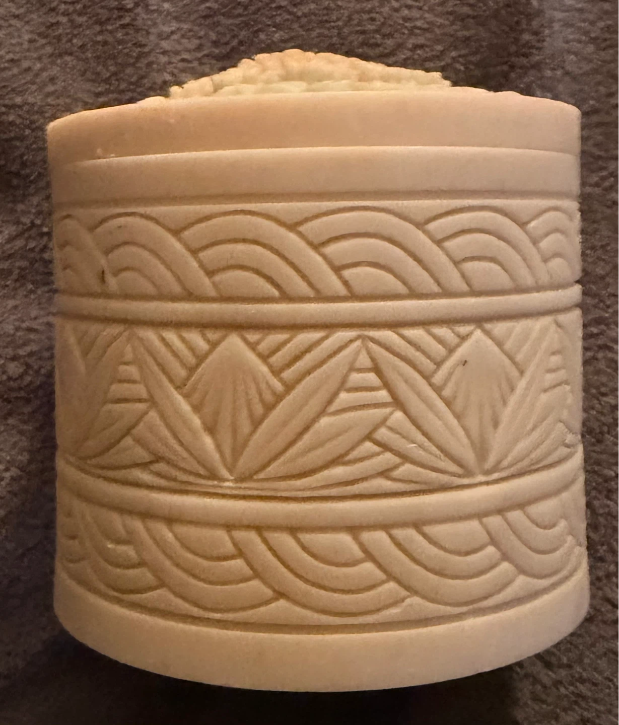 Vintage Carved Trinket Box - photo 4
