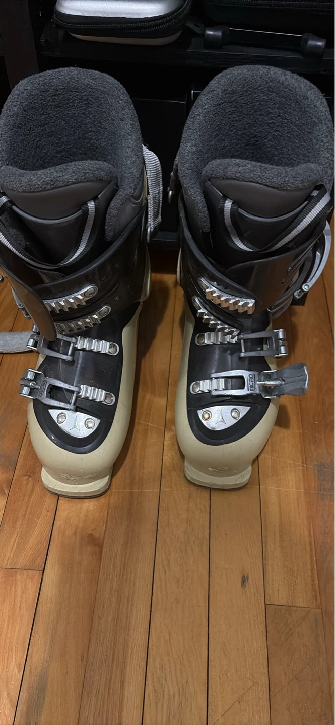 Atomic Ski Boots - photo 2