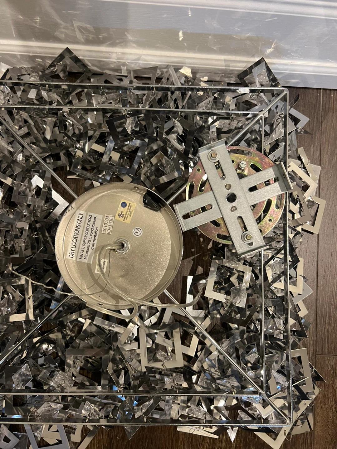 Modern Square Chandelier $25 - photo 3