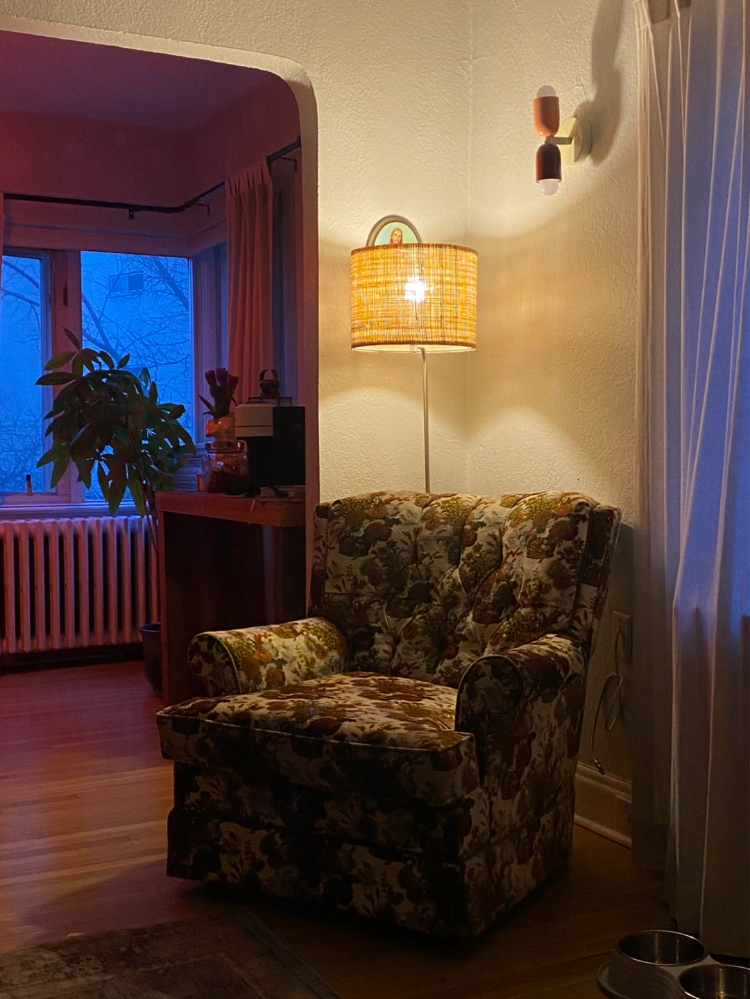 Floor Lamp with Woven Shade - photo 5