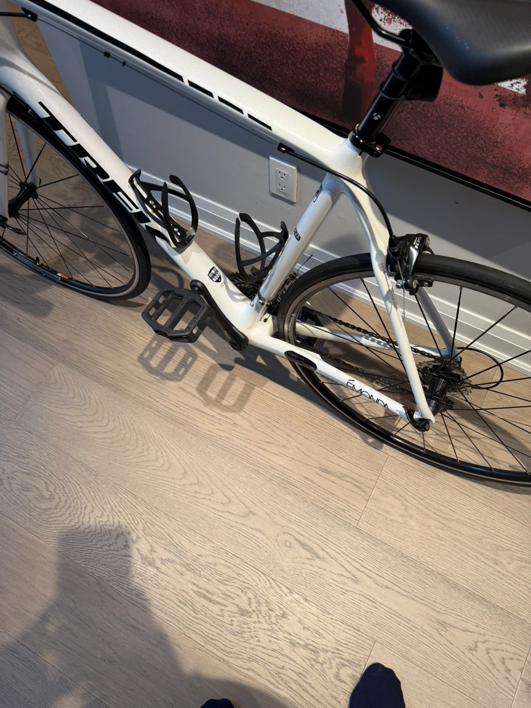 Trek Emonda Road Bike - photo 3