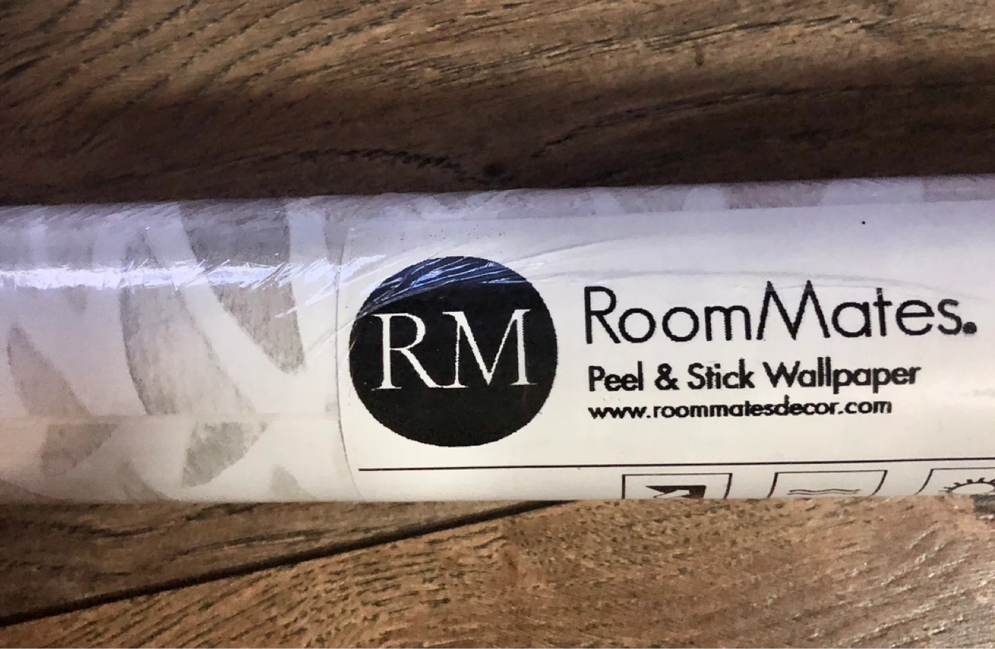Luxury RoomMates Peel & Stick Wallpaper - photo 4