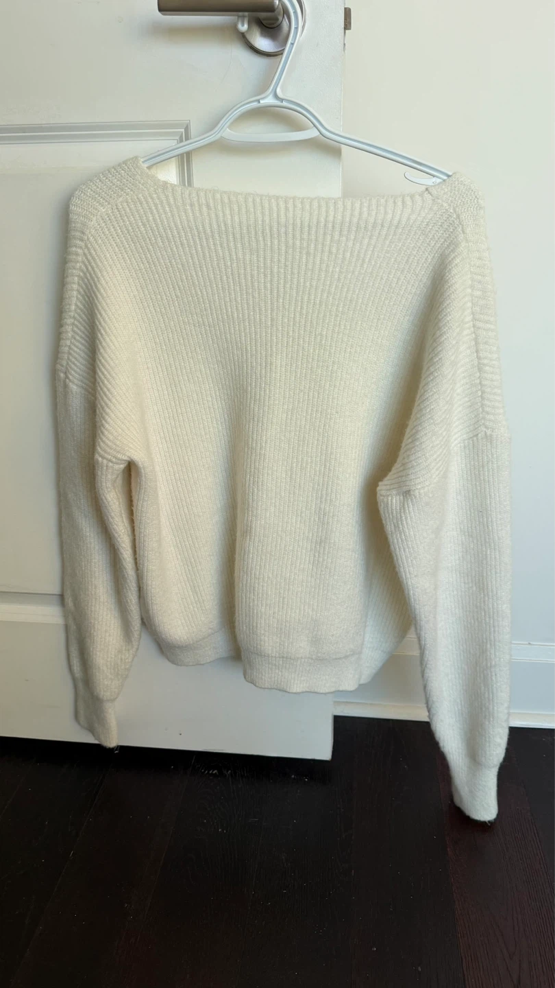 Cream Ribbed V-Neck Sweater - photo 3