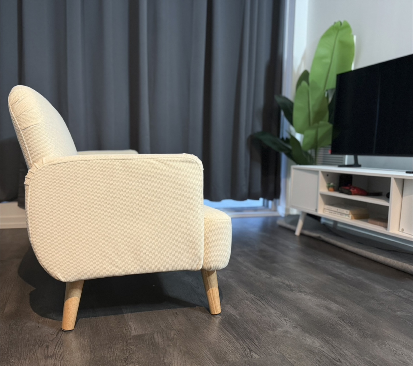 Cream Two-Seater Sofa 55 inch - photo 2