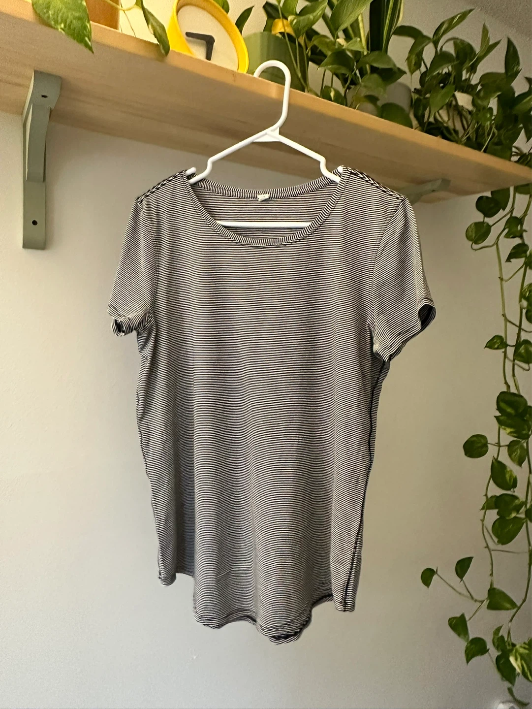 Lululemon striped t-shirt size 10 - photo 3