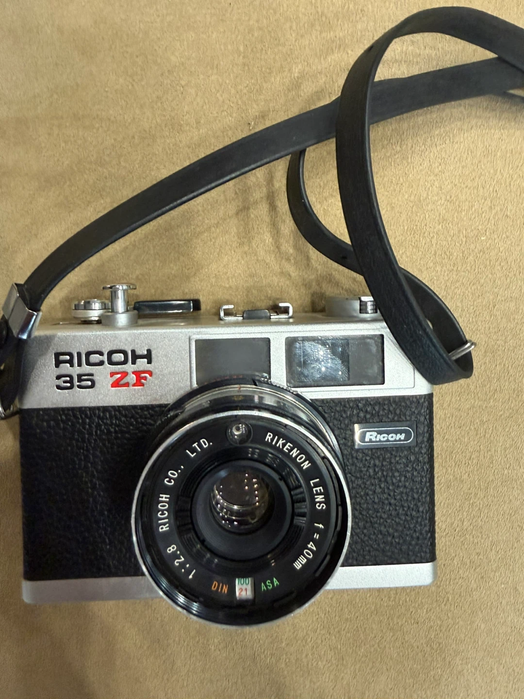Ricoh 35 ZF 35mm Film Camera