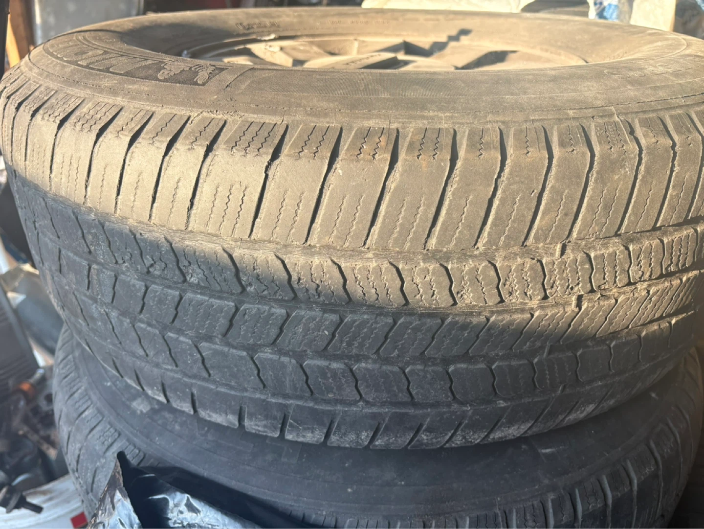 Hummer H2 Wheels and Tires Set (4) - photo 3