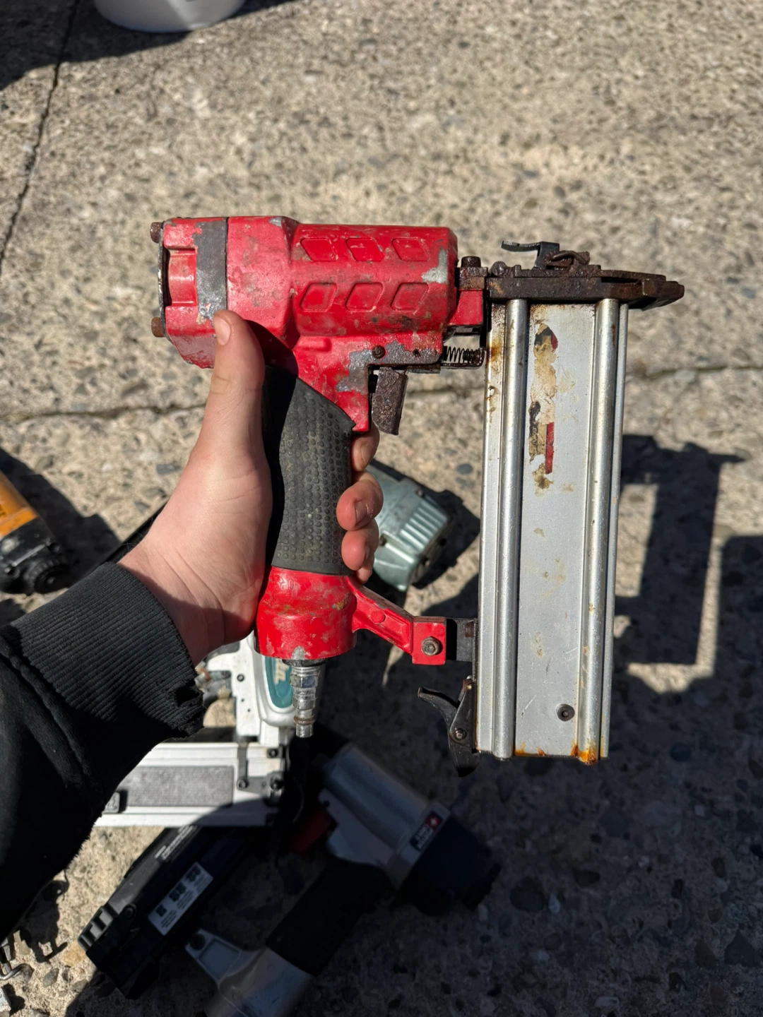 Hitachi Nailer