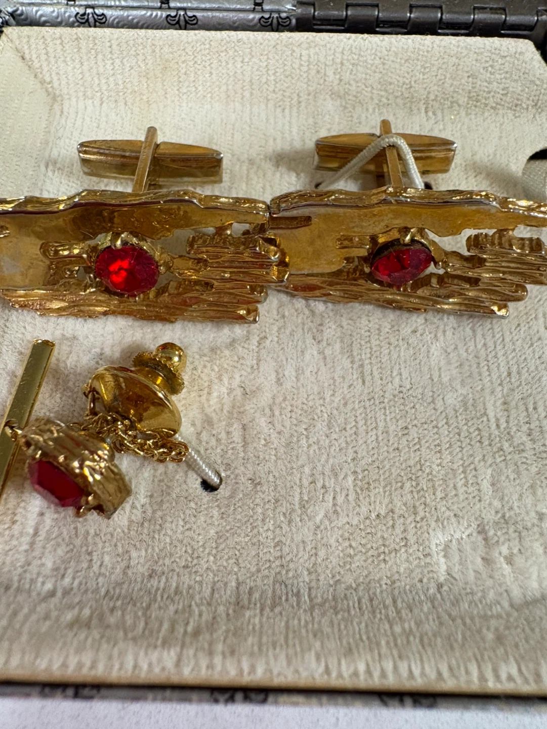 Boutons manchettes /pince cravate