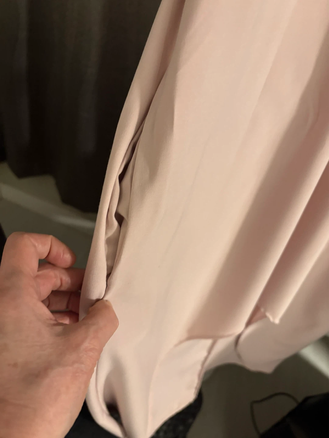 Robe  rose pâle avec fleur - photo 3