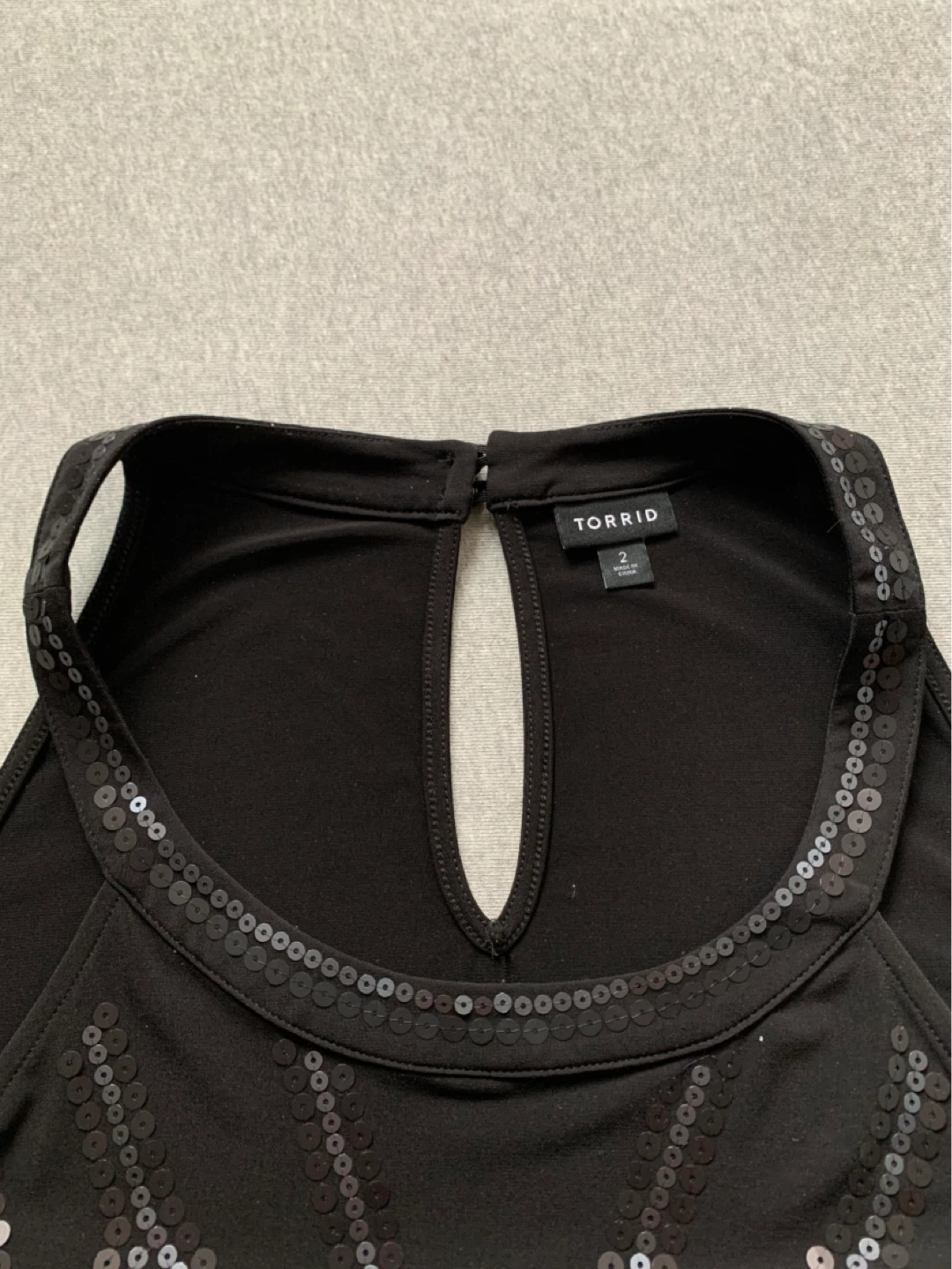 Torrid Black Sequined Halter Top - Size 2 - photo 3
