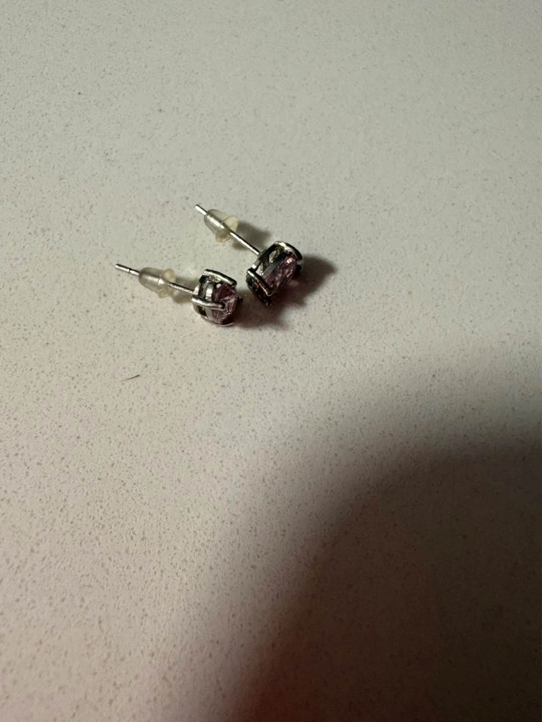 Boucles d'oreilles style diamant rouge - photo 4