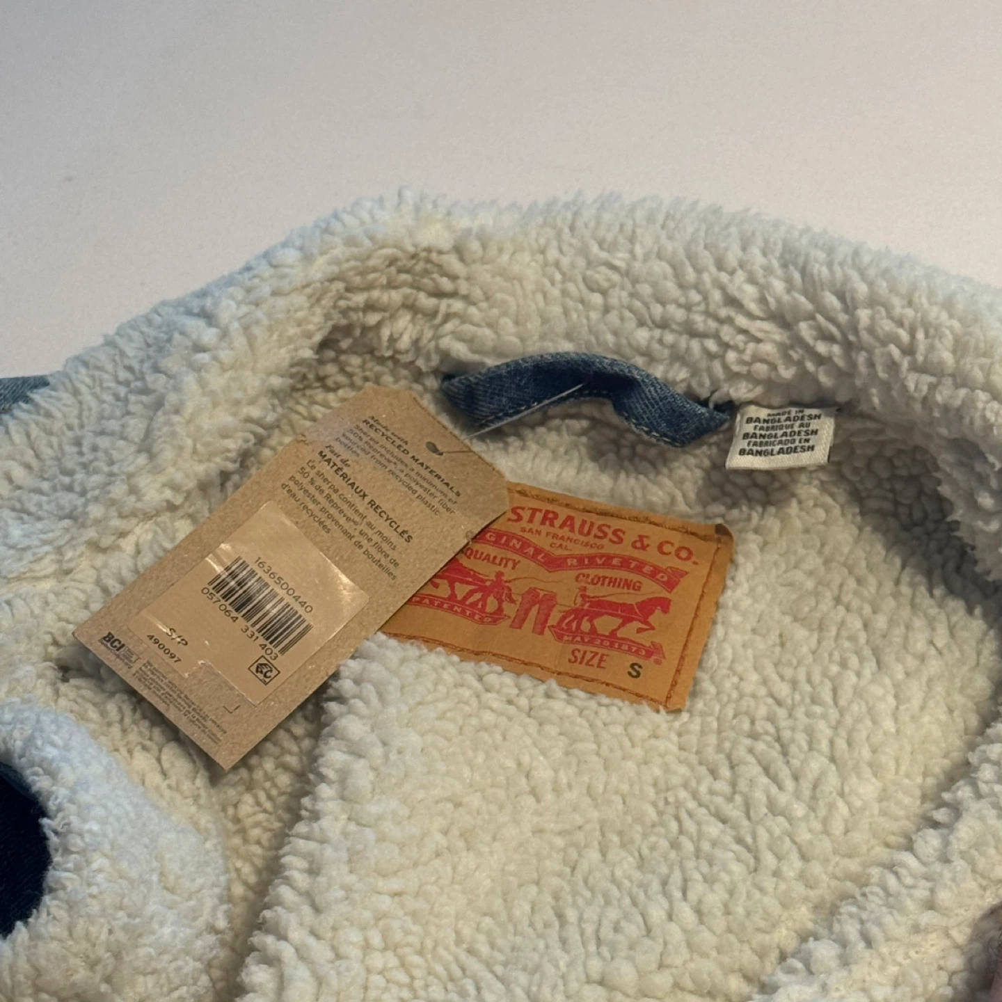 Levi's Sherpa Lined Denim Trucker Jacket - Size S - photo 2
