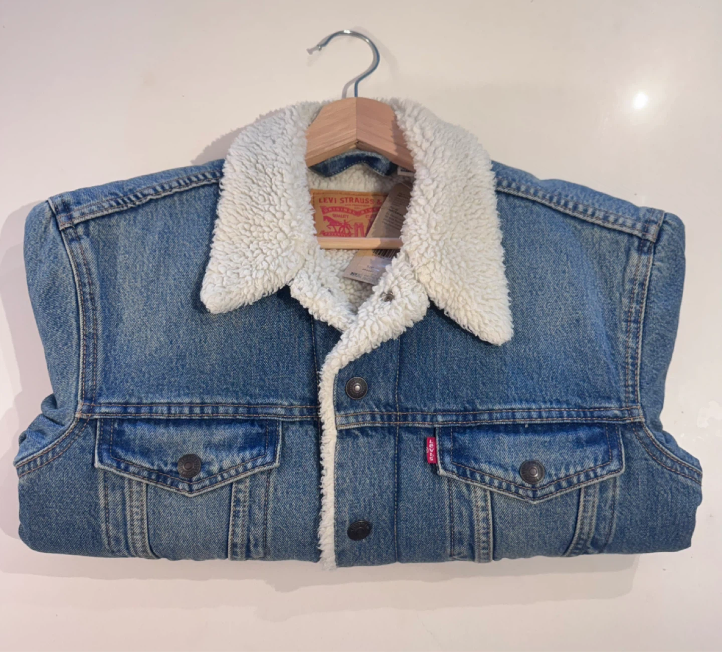 Levi's Sherpa Lined Denim Trucker Jacket - Size S - photo 3