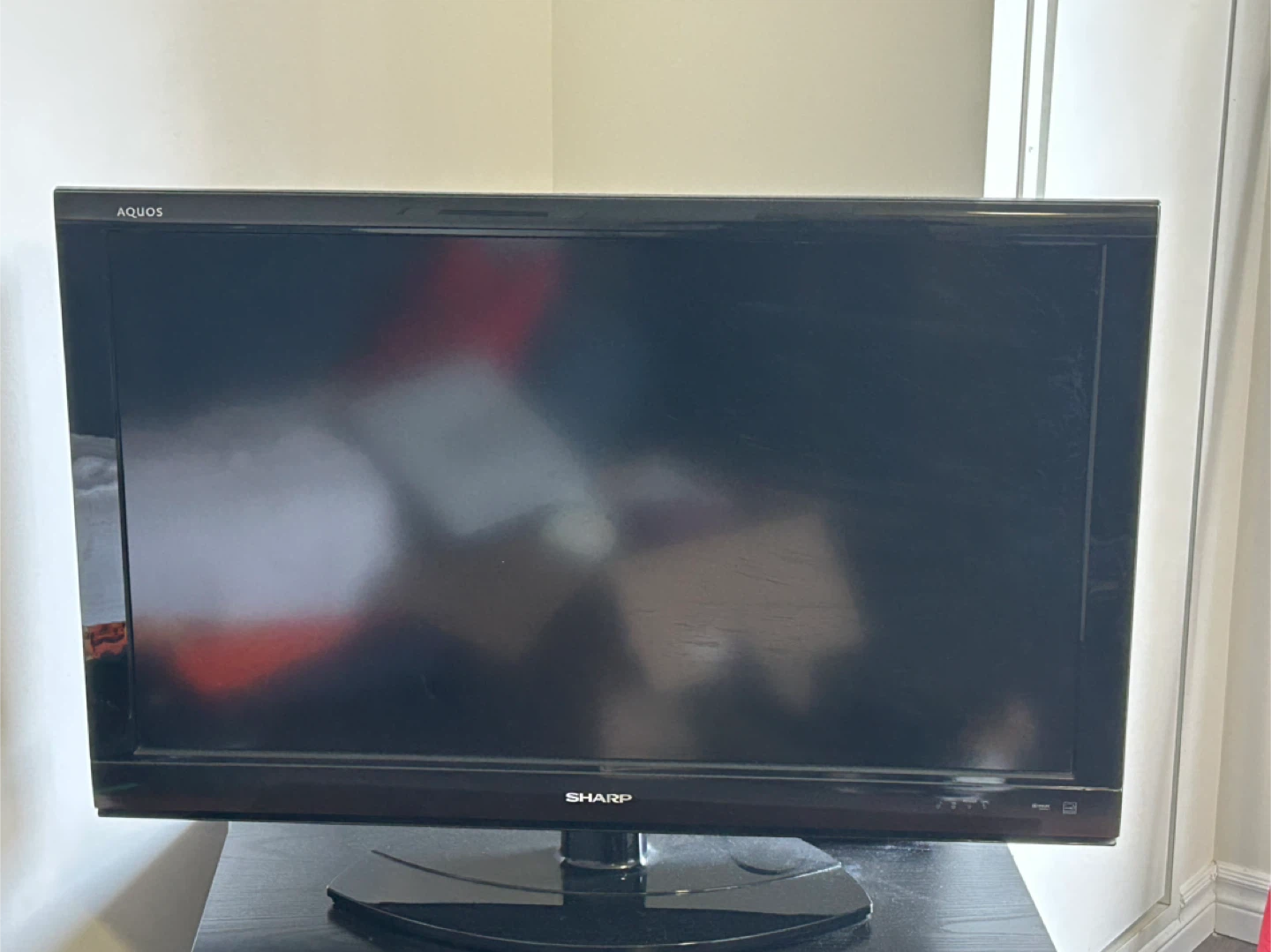 40 Inch Sharp AQUOS LCD TV