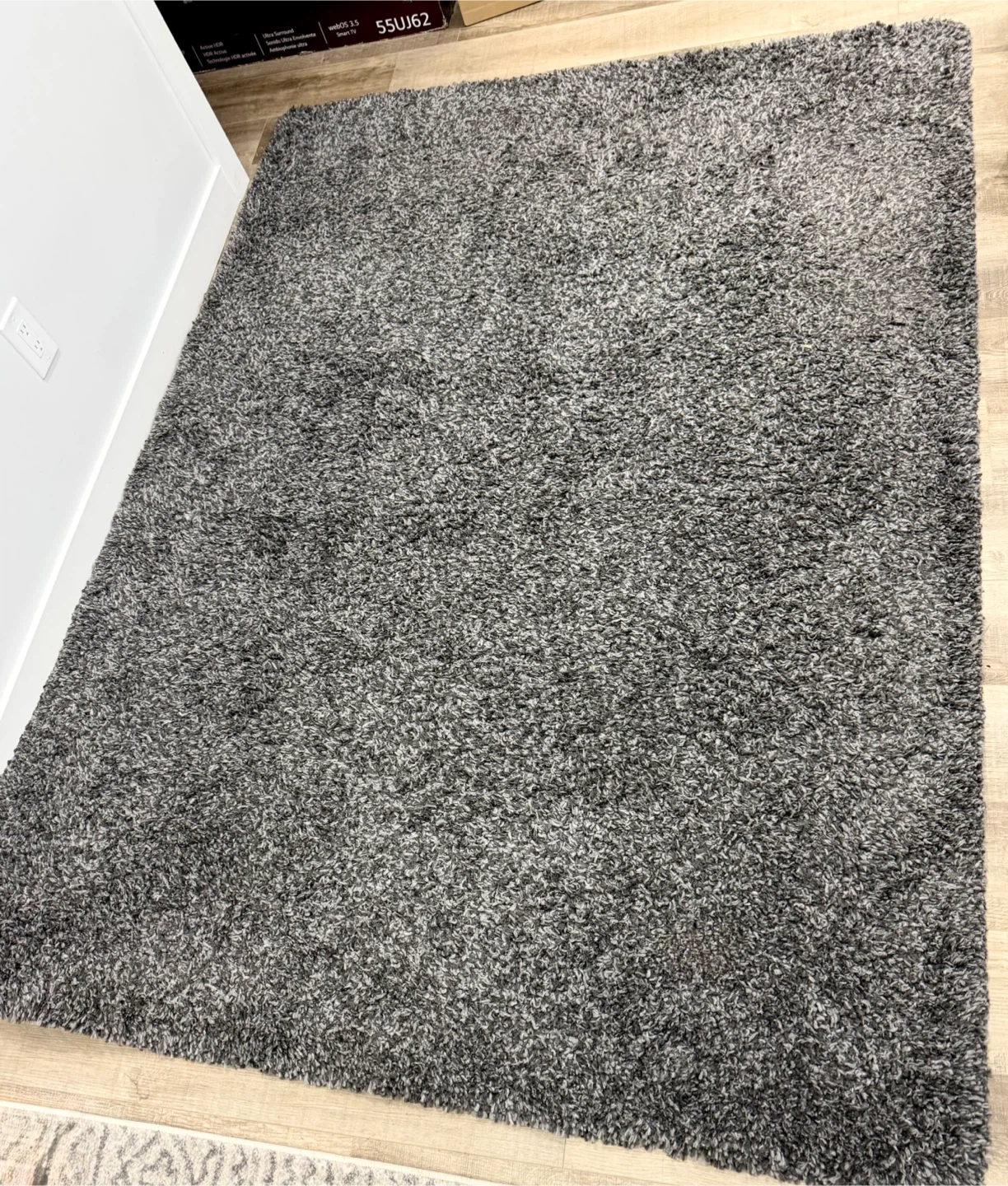 5.3 ft x 7.4 ft Brooklyn Super Soft Shag Area Rug - Grey