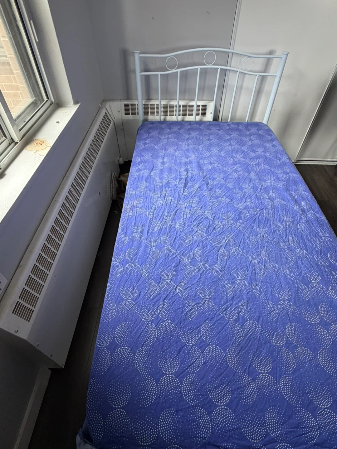 Twin Size Bed Frame with Mattress - photo 2