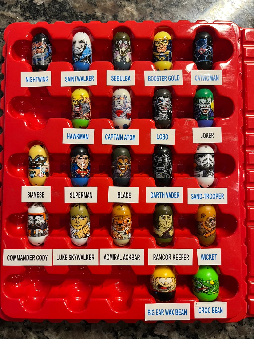 Mighty Beanz Series 2 Collector's Case with 46 Beans - photo 2