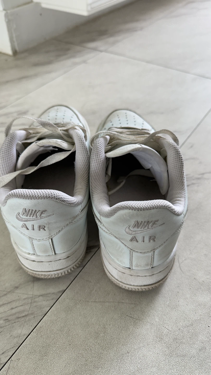 Nike Air Force 1 Sneakers - White - US 4 Youth - photo 3