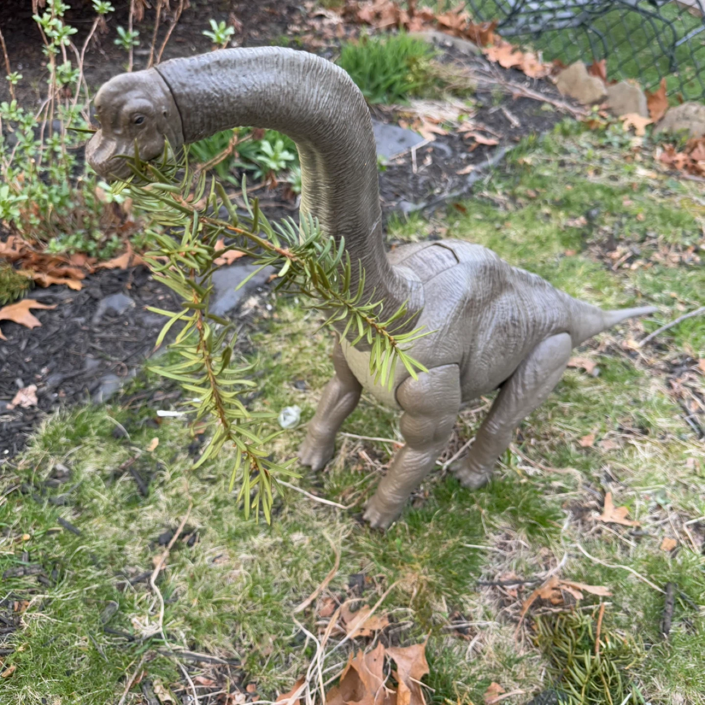 Mattel Jurassic World Super Colossal Brachiosaurus Dinosaur - photo 3