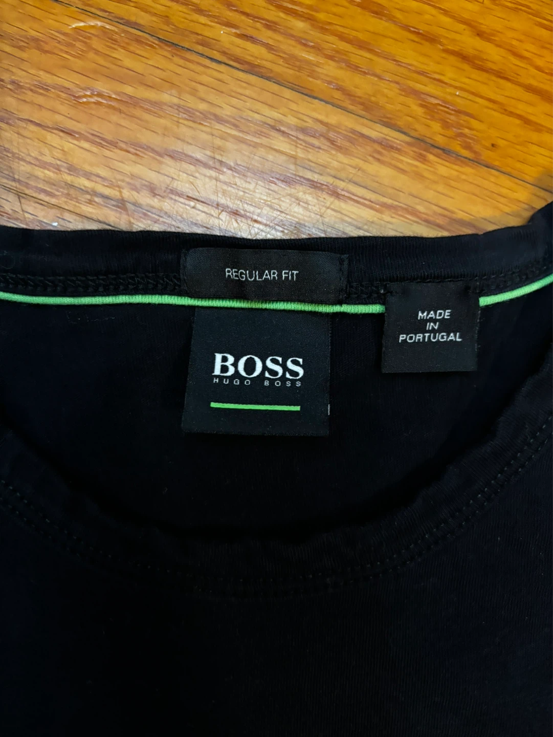 Hugo Boss Black T-Shirt - Size M - photo 2