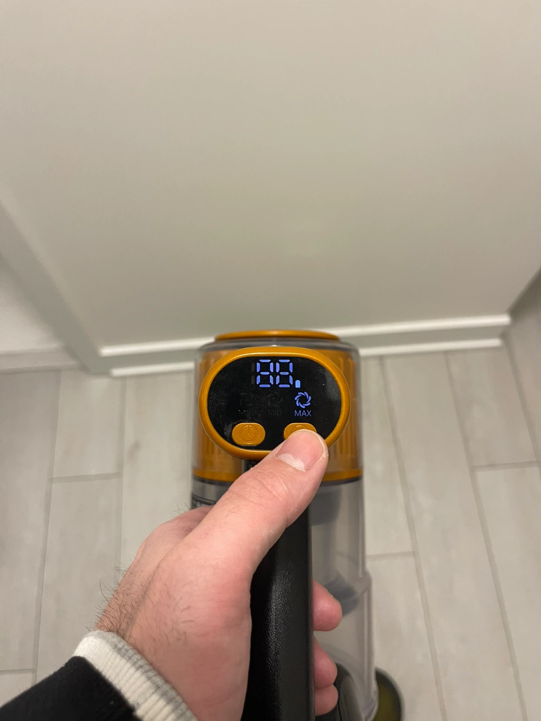 Cordless Stick Vacuum Cleaner - photo 5