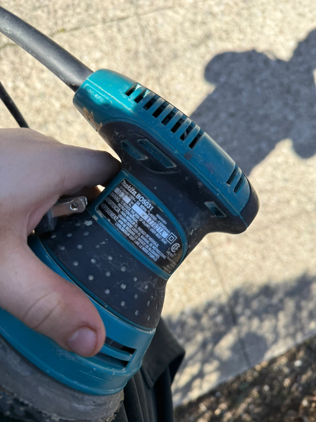 Makita BO5031 Random Orbit Sander - photo 3
