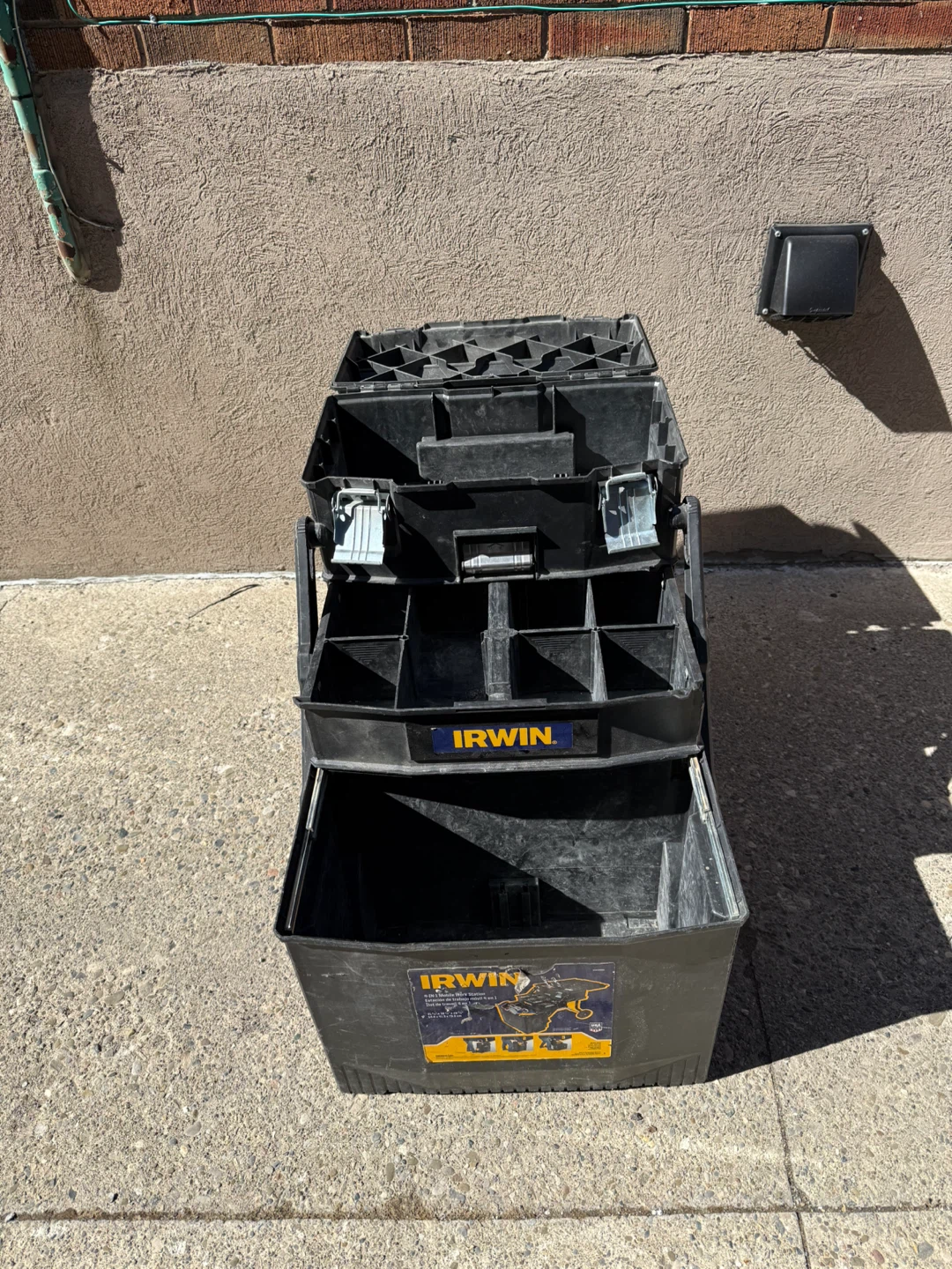 Irwin 3-Tier Rolling Tool Box