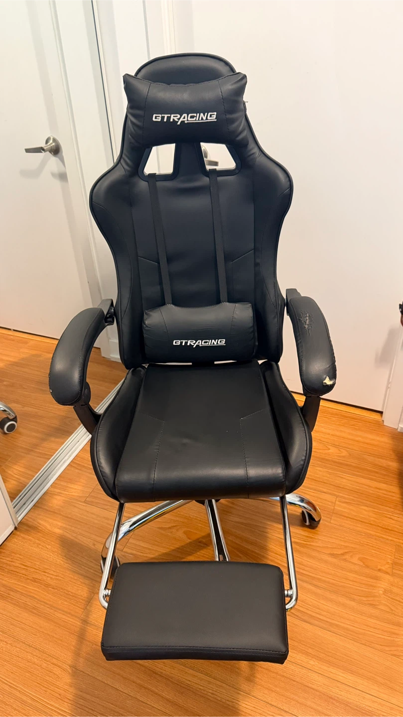 Move out sale- GT-RACING Gaming Chair - photo 5