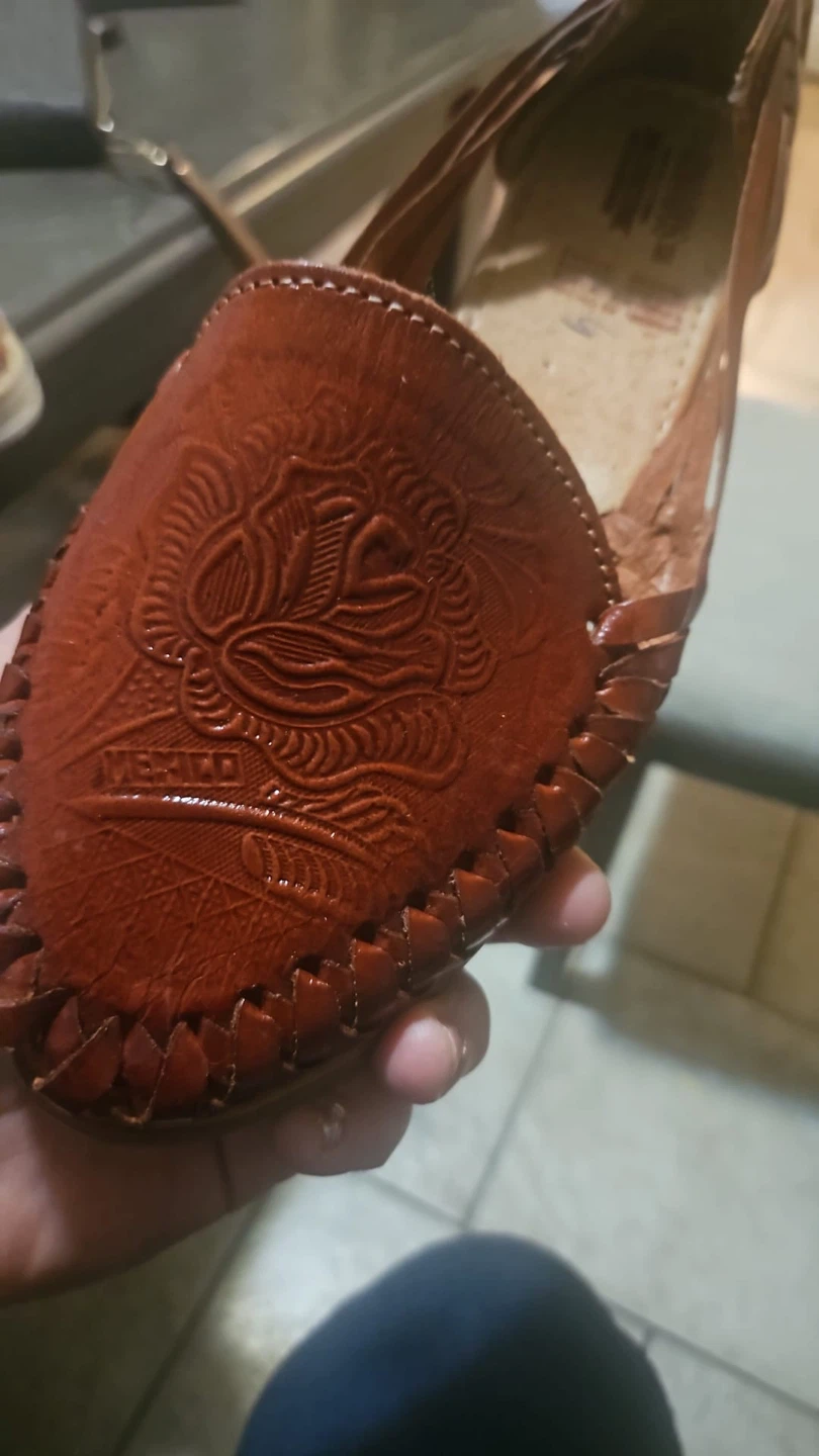 Women's Embroidered Leather Sandals - photo 2