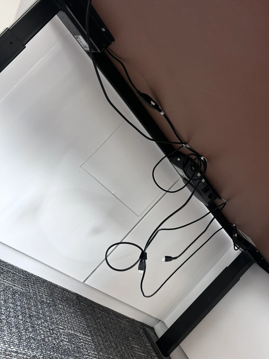 Knoll Electric Standing Desk - photo 3