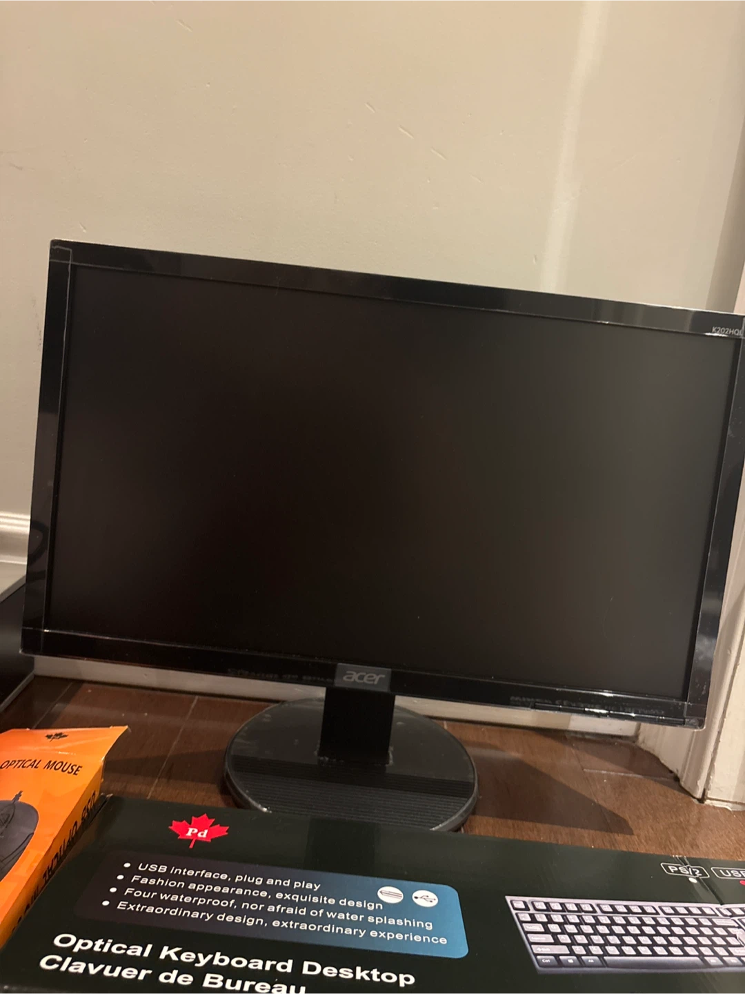 HP Computer Tower with Keyboard, Mouse, and Monitor - photo 3
