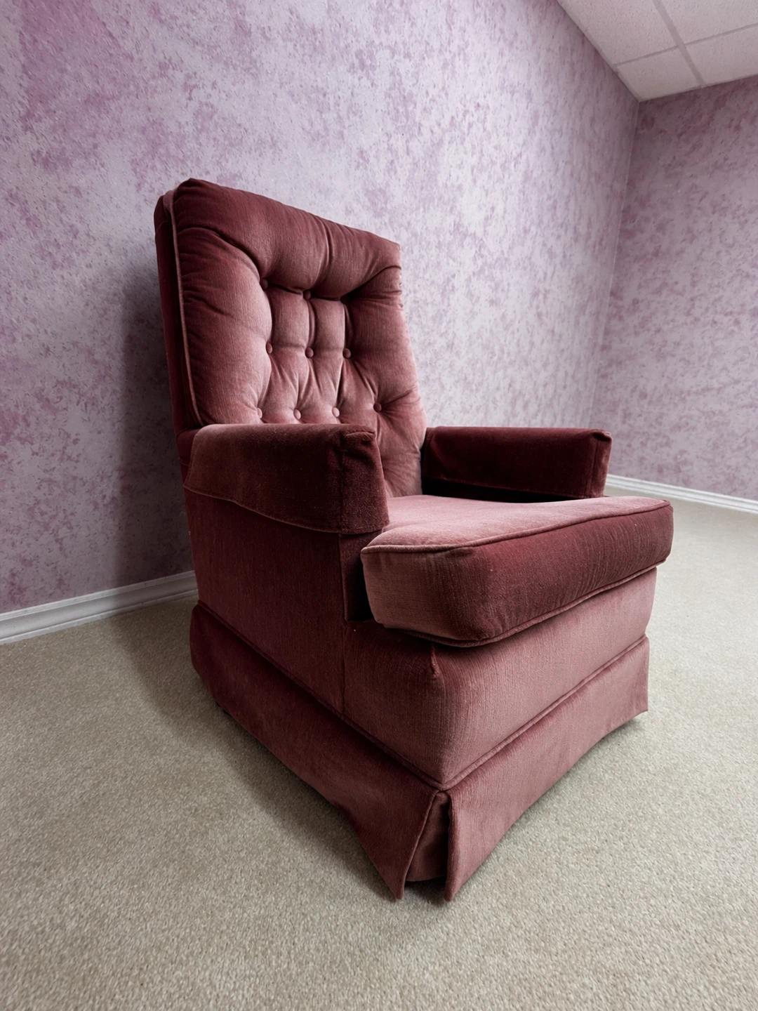 Velvet Rocker Armchair - salmon pink